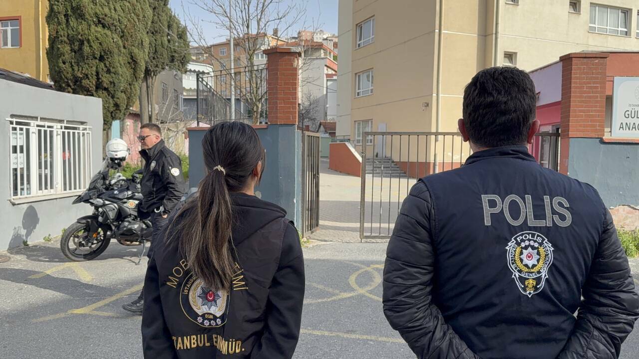 Bakanlık talimat verdi! Okul önlerinde sıkı denetim 9 ulke genelinde okullarda guvenlik tedbirleri artirildi b2cd3b1fd501