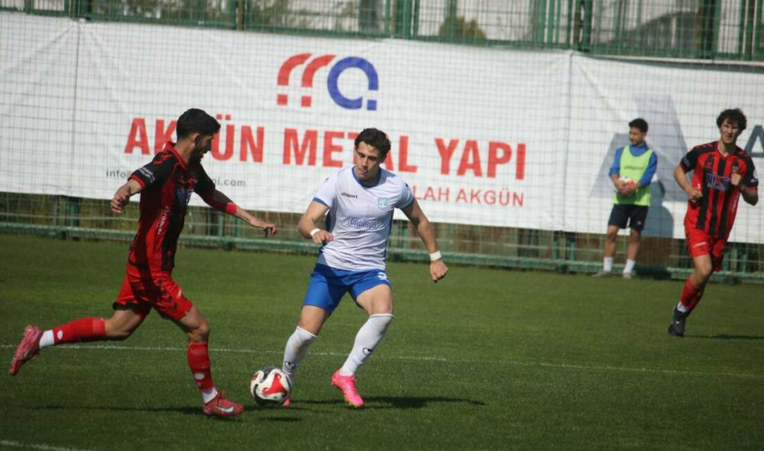 Bursa Yıldırımspor evinde konuk ettiği Galata SK ile golsüz berabere