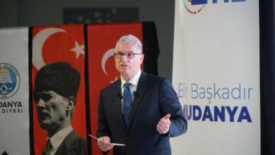 Mudanya Belediye Başkanı Deniz Dalgıç, cezaevinde ziyaret ettiği Bursa Büyükşehir