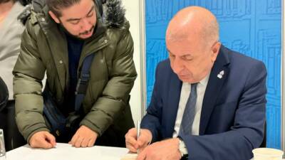 Zafer Partisi Genel Başkanı Prof. Dr. Ümit Özdağ, Bursa programı