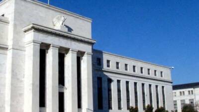 ABD Merkez Bankası (FED), politika faizini değiştirmeyerek yüzde 3,50-3,75 aralığında