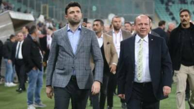 Matlı Şirketler Grubu Yönetim Kurulu Başkanı Sayın Özer Matlı, Bursaspor'un