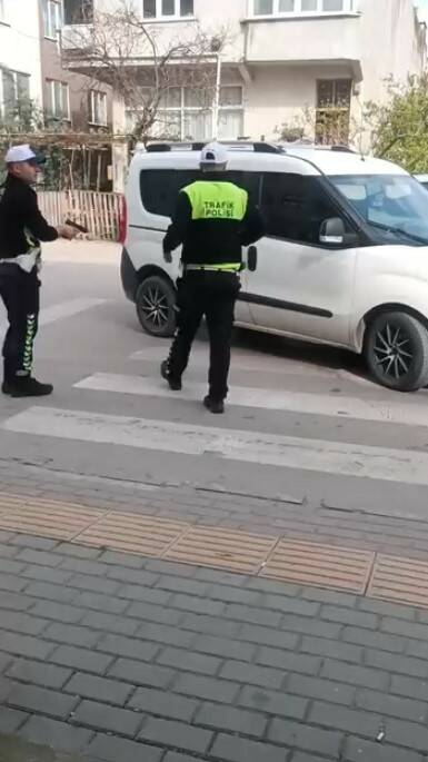 yer bursa ehliyetini kaptirdi yine de akillanmadi f8500a58d5fc