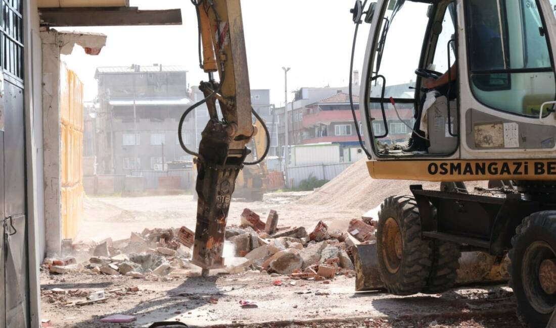 Osmangazi Belediyesi, ilçede ulaşım konforunu artırmak için mevcut yolları yeniliyor