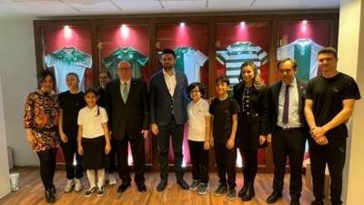Bursa Özel Tan Okulları Yönetim Kurulu Başkanı Erten Kayan, eşi,