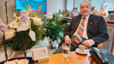 Olay Gazetesi Yazarı Ahmet Emin Yılmaz, Cumhuriyet Halk Partisi eski