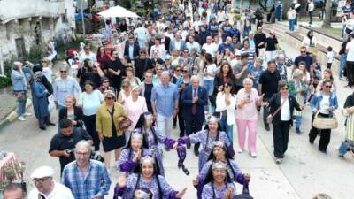 Mudanya Belediyesi tarafından bu yıl 2. kez düzenlenen Tirilye Zeytin