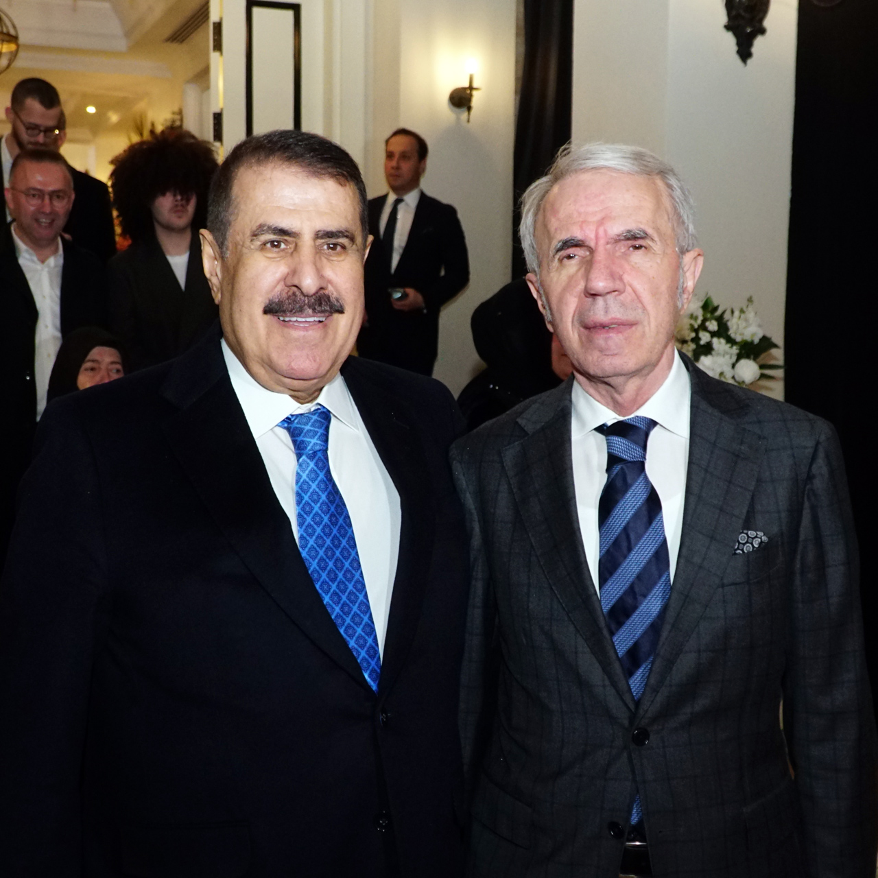 Bursa'da siyaset dünyasını buluşturan yılın düğünü 24 13
