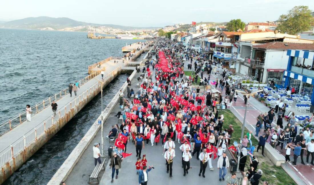 Bursa Mudanya’da 19 Mayıs’a renkli kutlama Ulu Önder Mustafa Kemal Atatürk’ün 19 Mayıs 1919′da Samsun’a ayak