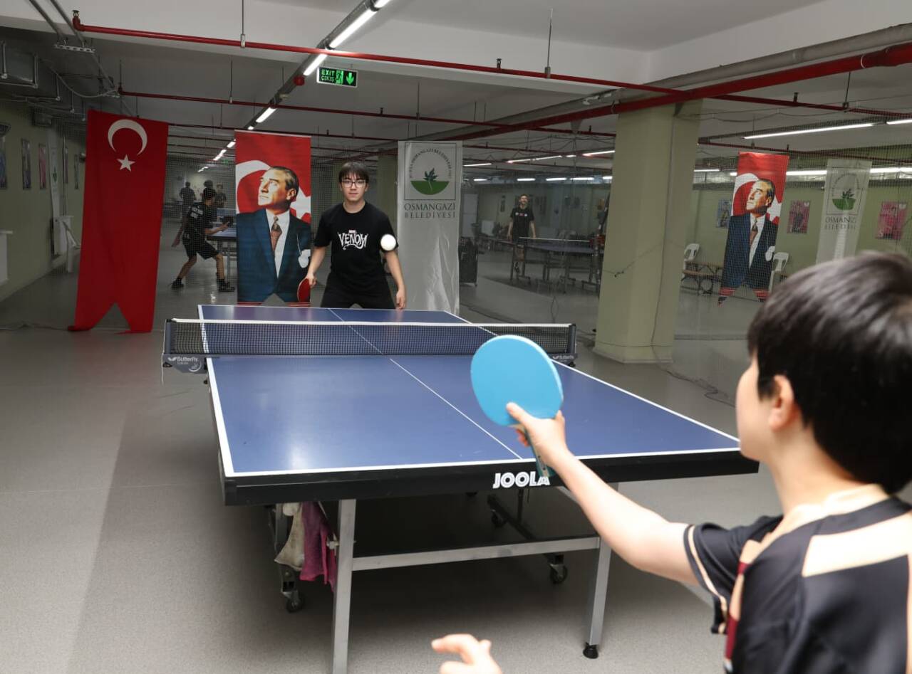 Bursa'da 19 Mayıs'a özel turnuva 2 Osmangazi Belediyesi 19 Mayıs’ta Gençleri Sporla Buluşturdu (Görüntülü)