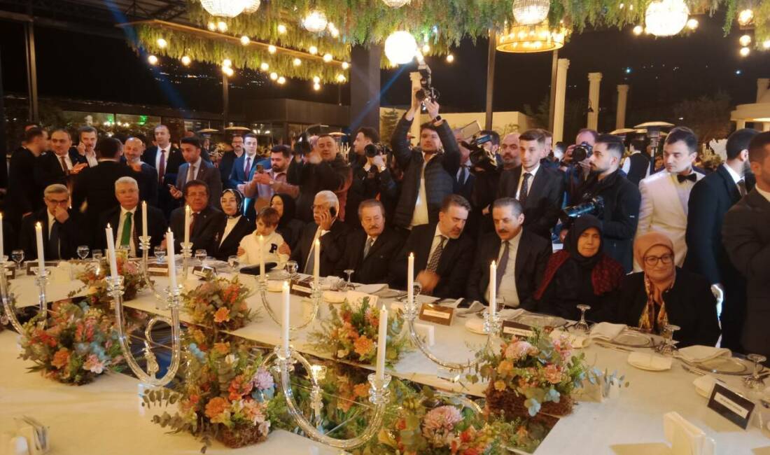 Olay Gazetesi Yazarı Ahmet Emin Yılmaz, son Başbakan Yardımcısı Hakan