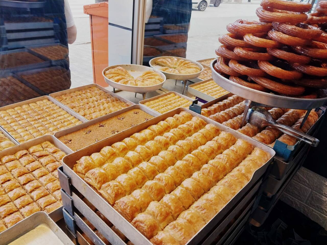 Bursa'da 1 tepsi baklava kaç lira? Bayram öncesi işte fiyatlar... 8 279fc42c bc09 42ec 9d29 b70f8703e8f7