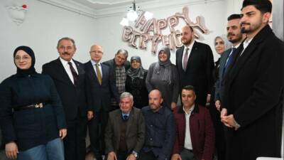 Olay Gazetesi Yazarı Ahmet Emin Yılmaz, AK Parti Bursa'nın Genel