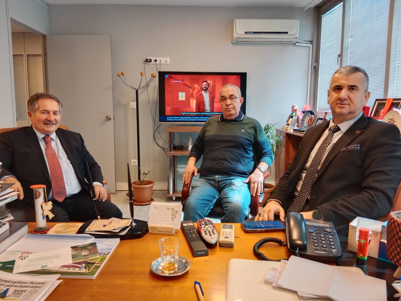 3 yazi icin anasiad baskani hakan birkan kamil goral taner eke35442apqmph