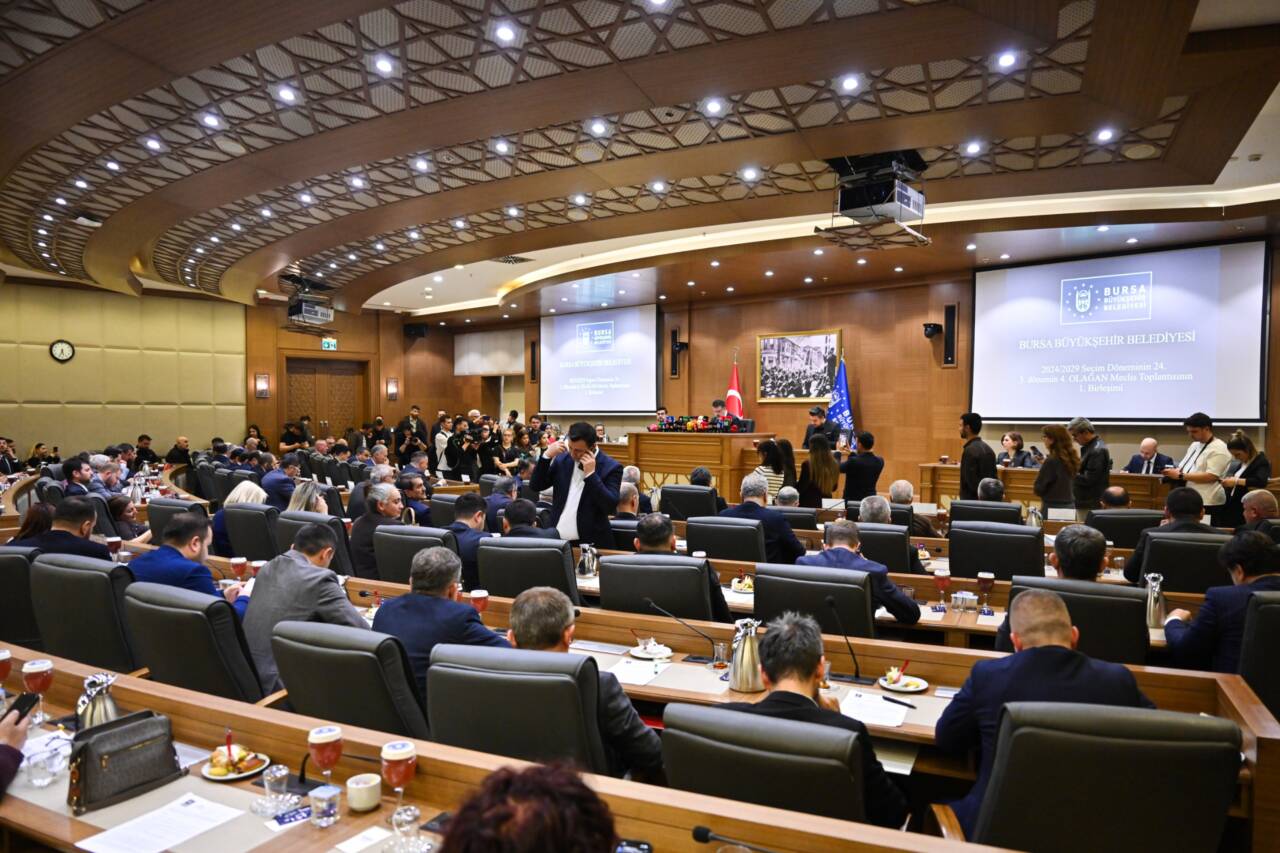 Bursa Büyükşehir'den 1 milyar liralık kredi talebi! 2