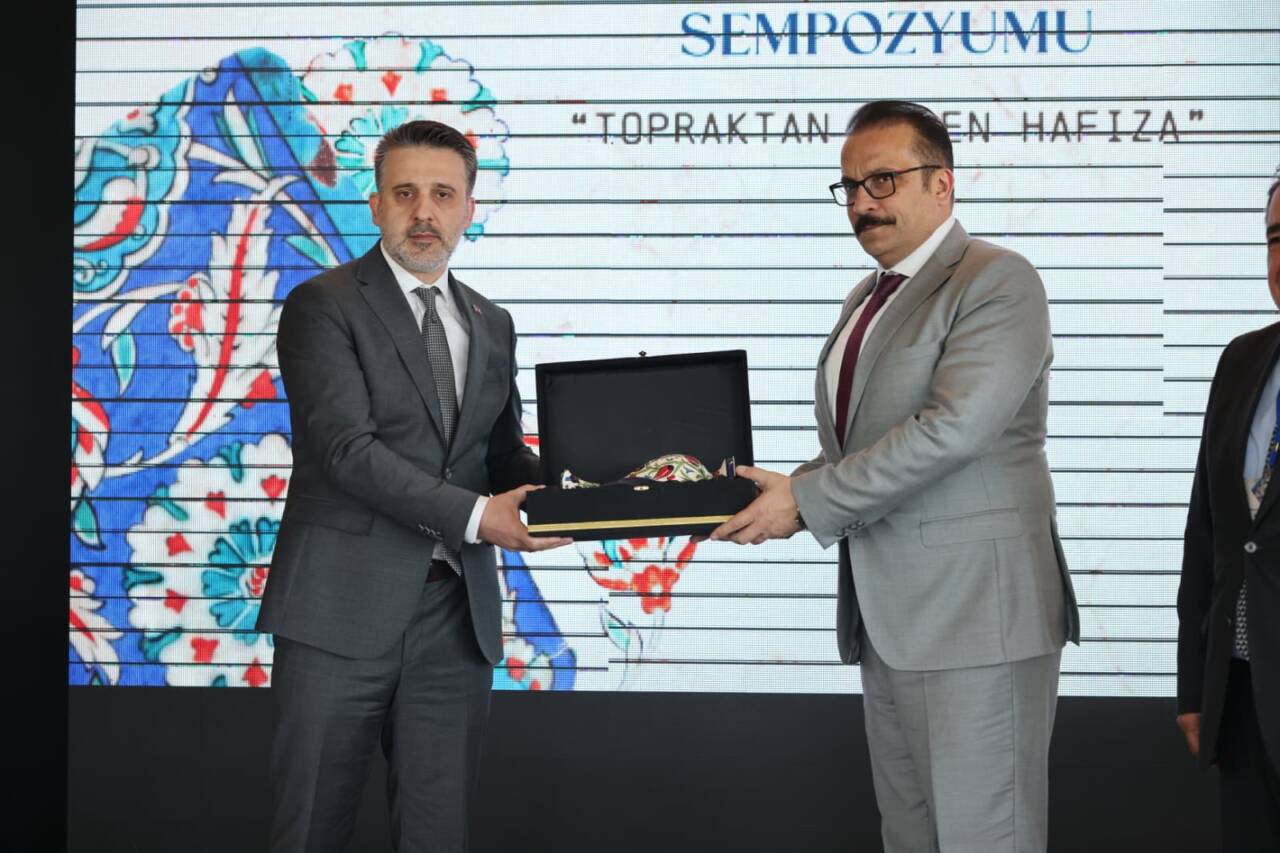 Anadolu’nun seramik kültürü Bursa’da konuşuldu 4 37153mty5zmm5m21