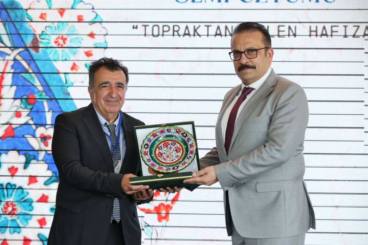 Anadolu’nun seramik kültürü Bursa’da konuşuldu 3 37153mty5zmm5m22