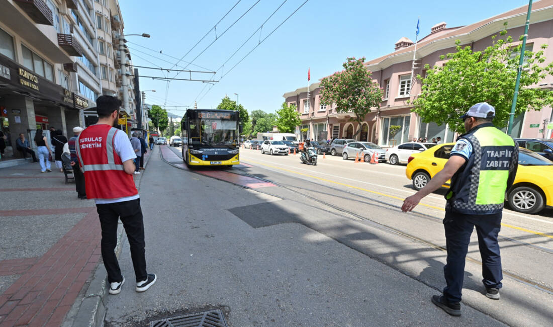 Bursa’da yaz öncesi düğmeye basıldı! Hepsi mercek altında… Bursa'da artan sıcaklıklar nedeniyle Büyükşehir Belediyesi, toplu taşıma araçlarında klima