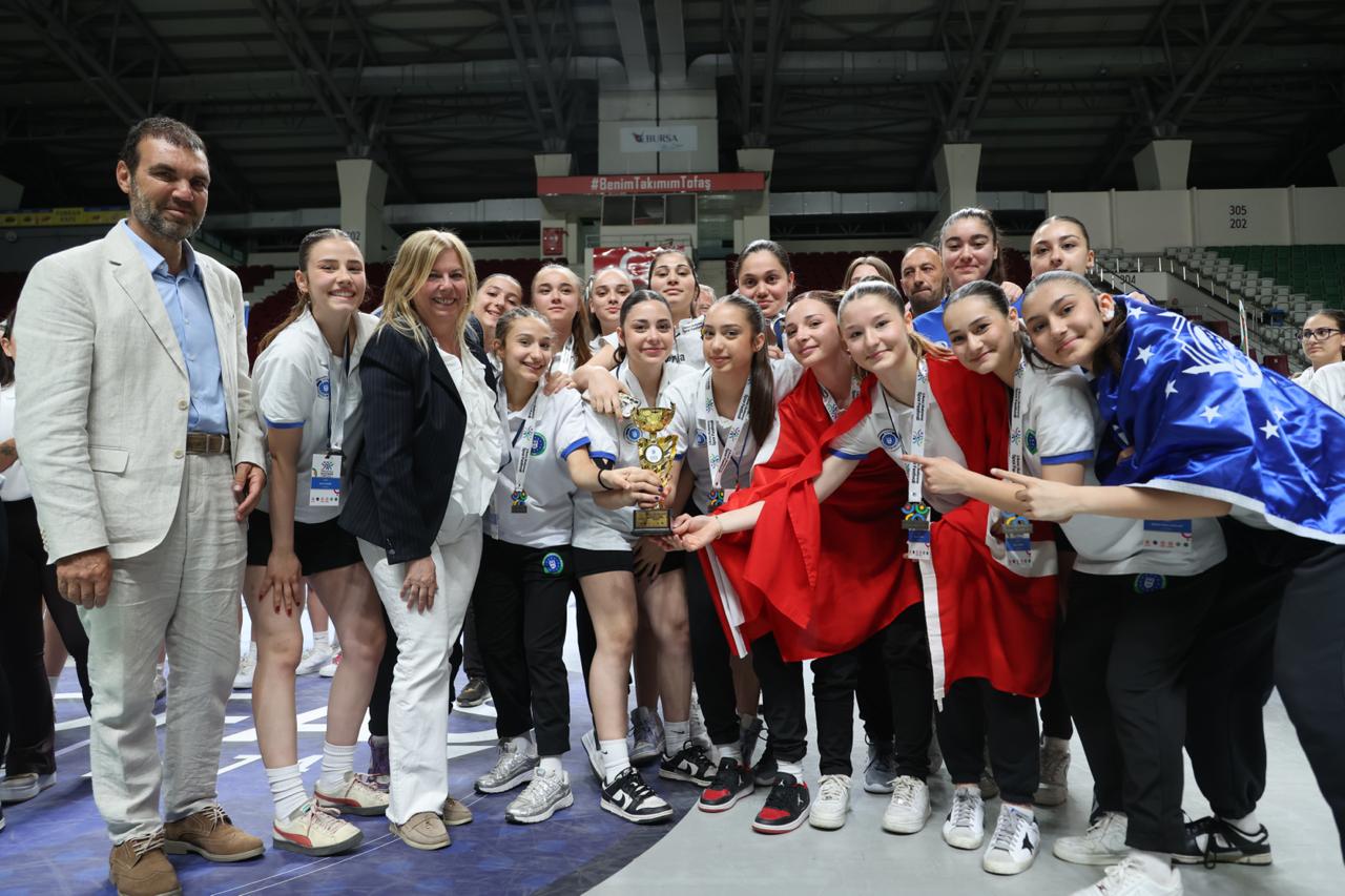 Bursa'da sporun birleştirici gücü: Dev spor festivalinde kardeşlik rüzgarı 4