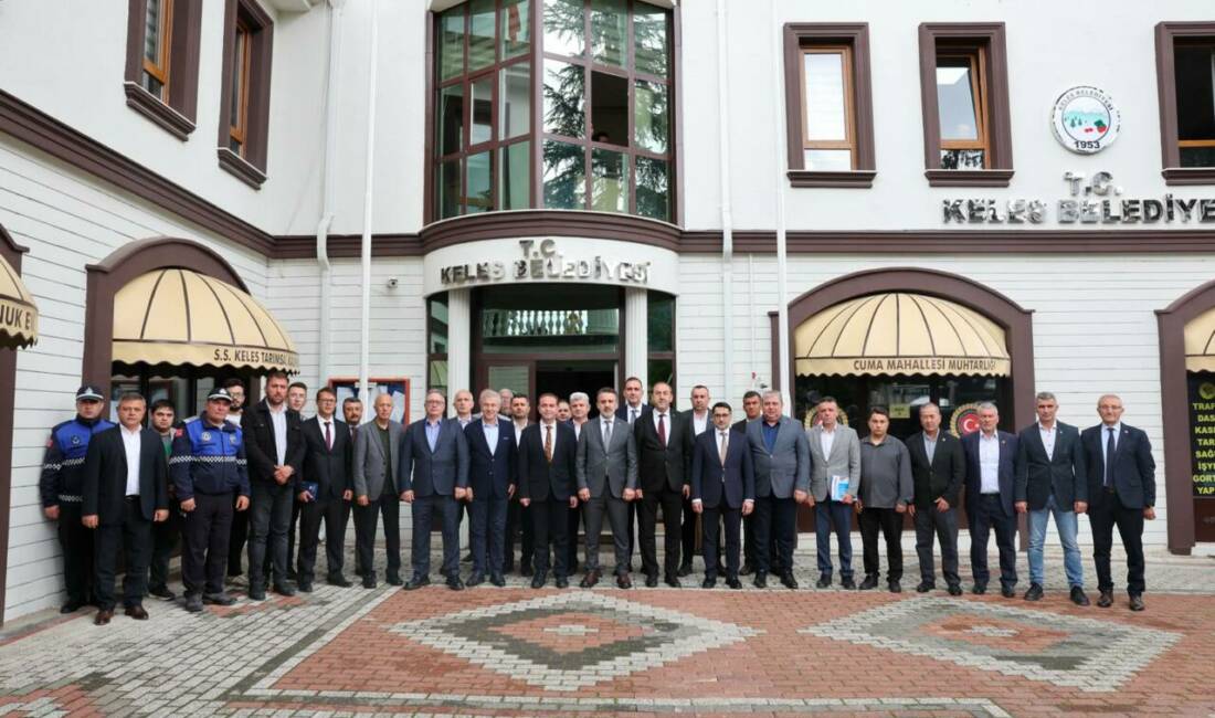 Bursa Büyükşehir Belediyesi Başkan Vekili Şahin Biba, Büyükşehir Belediyesi yöneticileriyle