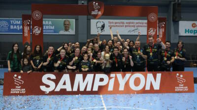 Sezona Süper Kupa zaferiyle başlayan, EHF Avrupa Kupası’nda ise