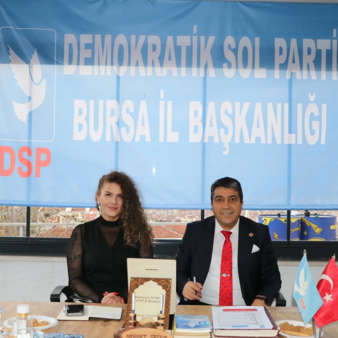 4 yazi icin dsp il baskani mehmet seskir ve il baskan yardimcisi sinem ozay35283n57ye6