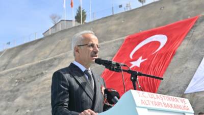 Ulaştırma ve Altyapı Bakanı Abdulkadir Uraloğlu, Ankara-Kırıkkale-Delice Otoyolu Projesi'nde çalışmalara
