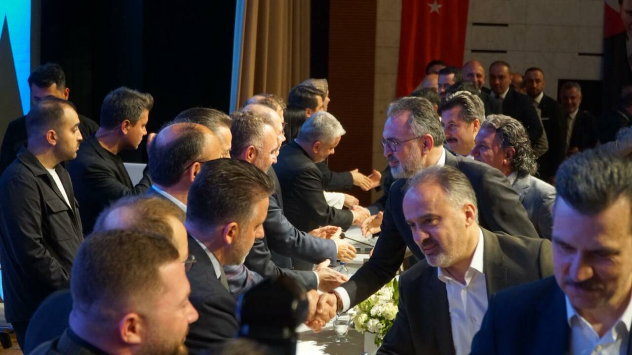 AK Parti Bursa teşkilatı bayramlaştı! 6 43d60406 1abe 47de a932 e96ef535bbe0