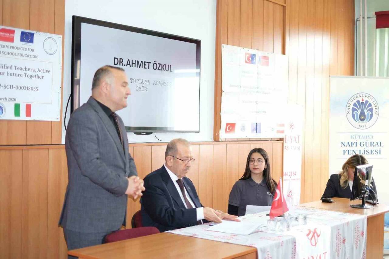 Bursa'nın 48 yıllık tecrübesi Kütahya’da gençlerle buluştu 6 48 yillik tecrube kutahyada genclerle bulustu 78ed2b2f2dc1