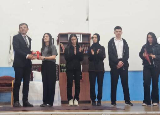 5 yazi icin mudanya sami evkuran anadolu lisesi ogrencileri safahat okumalari bursa birincisi oldular ecrin