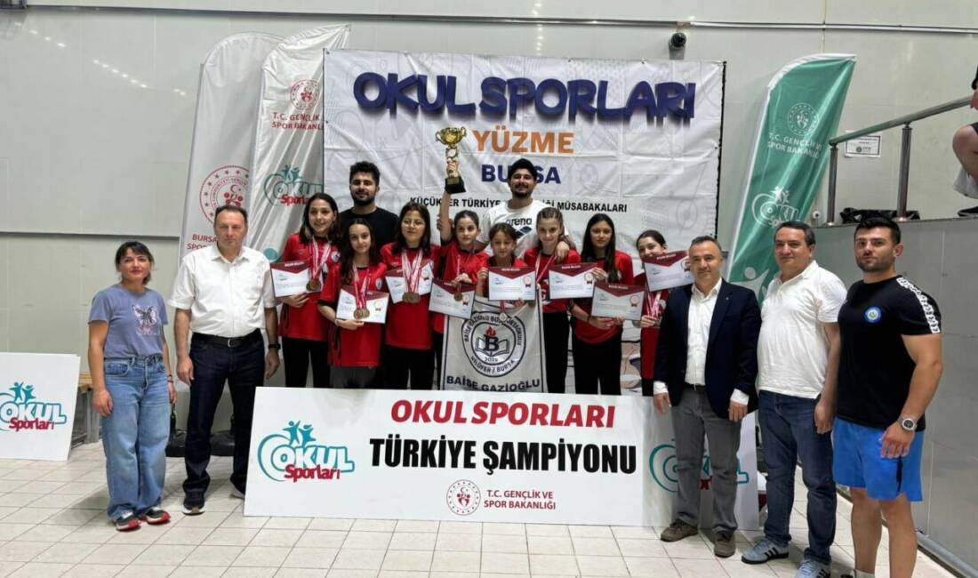 Bursa’nın altın kulaçları Türkiye şampiyonu oldu Okullar Arası Küçük Kızlar ve Erkekler Yüzme Türkiye Şampiyonası’nda Baise