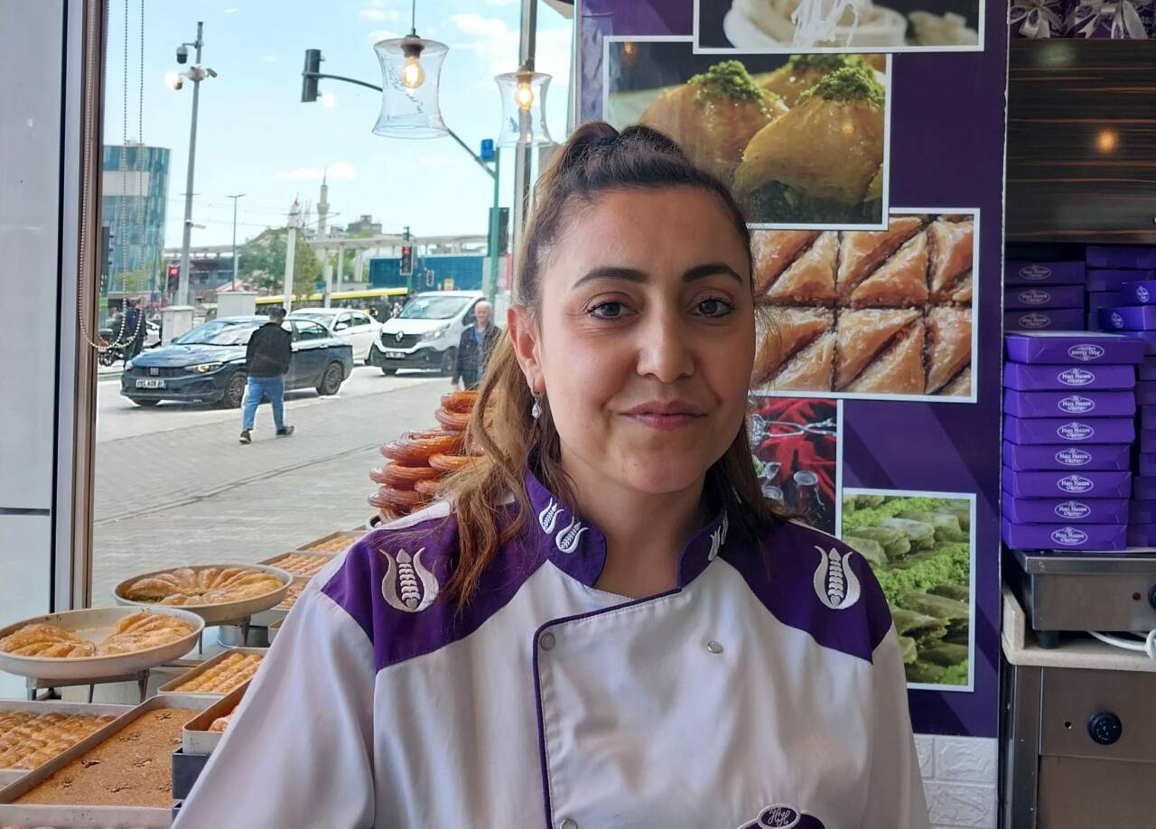 Bursa'da 1 tepsi baklava kaç lira? Bayram öncesi işte fiyatlar... 3 5ff1753e b078 4cd2 a92e 5b7574298054