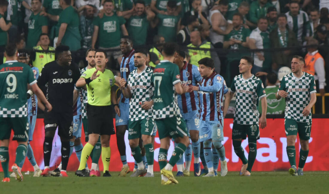 Ziraat Türkiye Kupası’nın sahibi belli oldu Antalya’da oynanan 64’üncü Ziraat Türkiye Kupası Finali’nde Trabzonspor, TÜMOSAN Konyaspor’u