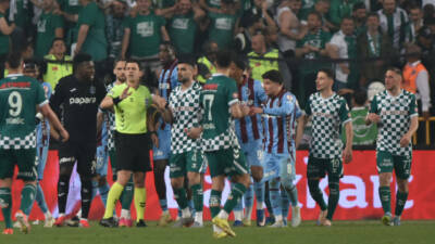 Antalya’da oynanan 64’üncü Ziraat Türkiye Kupası Finali’nde Trabzonspor, TÜMOSAN Konyaspor’u