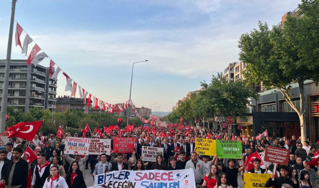 ​Nilüfer Belediyesi tarafından düzenlenen geleneksel bayram yürüyüşü, Fatih Sultan Mehmet