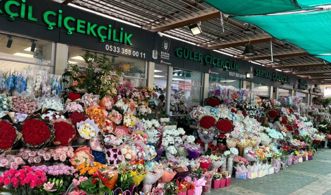 10 Mayıs'ta kutlanacak Anneler Günü'ne sayılı günler kala Bursa'da çiçekçilerde