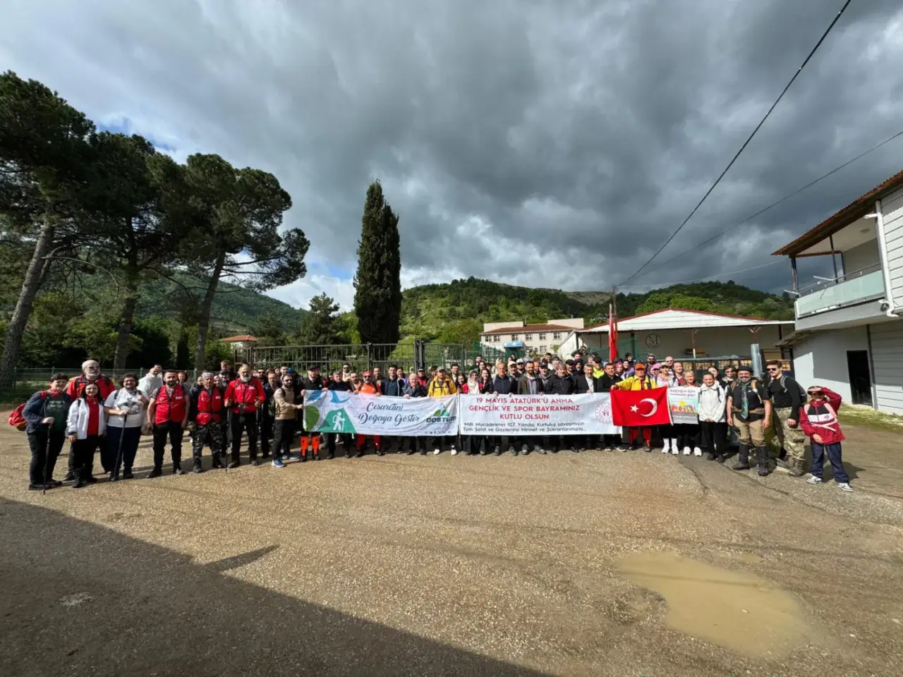 Bursa'da 19 Mayıs'a özel doğa yürüyüşü 1 867948a277591d3ff661b9fc4d715a321b401f60