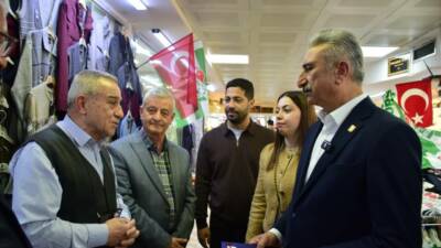 CHP Bursa İl Başkanlığı, 17 ilçede eş zamanlı başlattığı esnaf
