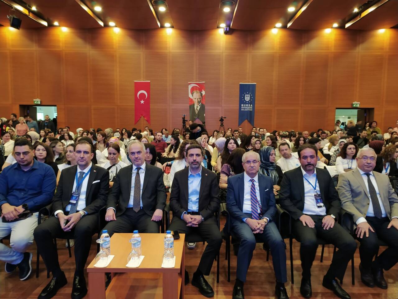 Bursa’da kritik uyarı:'Gençleri tehdit ediyor' 5 9c3fa625 2b57 4211 8949 d518ca877170