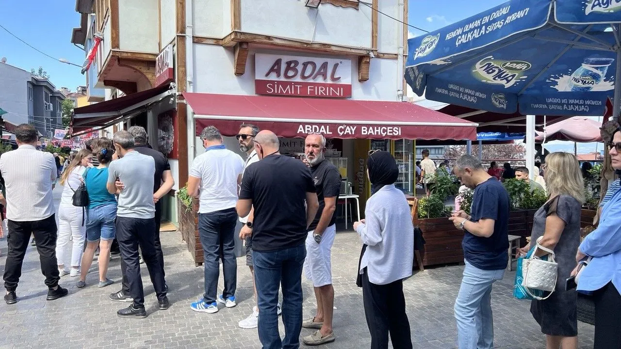 Bursa’da kahvaltıların vazgeçilmezi: Nefis 'Tahinli Pide' 4 a w279159 01