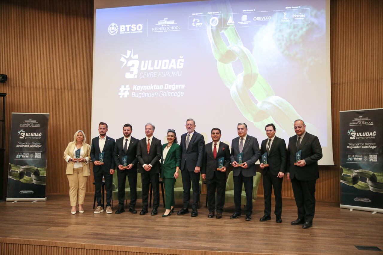 Bursa’da dev forum: Sanayi ve çevre aynı masada buluştu 3 aa 20260513 41367241 41367240 bursada3uludagcevreforumubasladi