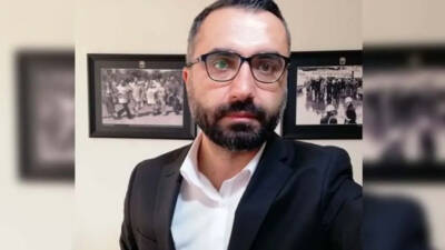 Cumhurbaşkanına hakaret ve halkı yanıltıcı bilgiyi alenen yayma suçlamasıyla tutuklanan