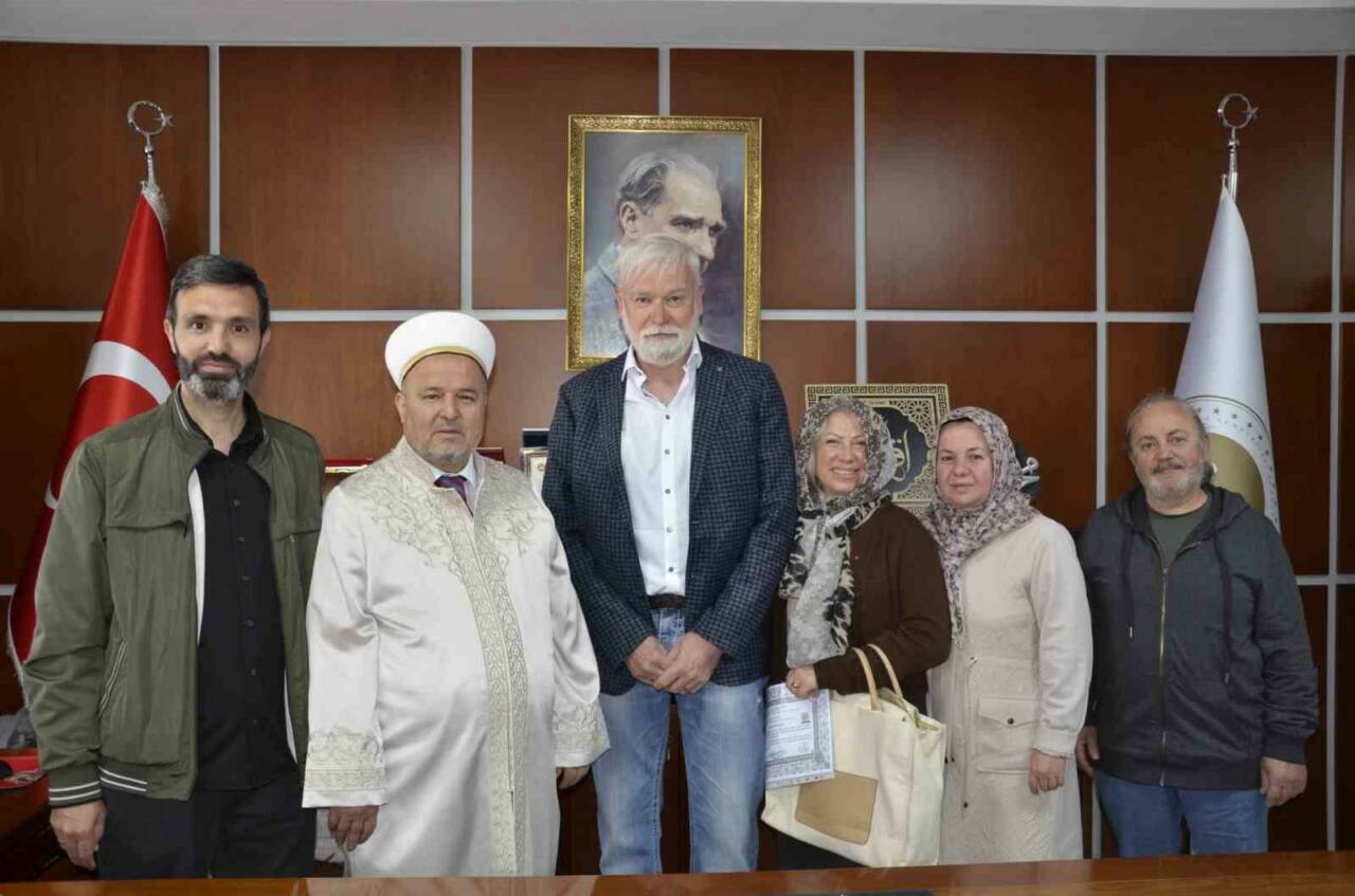 Alman vatandaşı Peter, Nevşehir’de Müslüman oldu 2 alman vatandasi peter nevsehirde musluman oldu 87f4a5ffde77