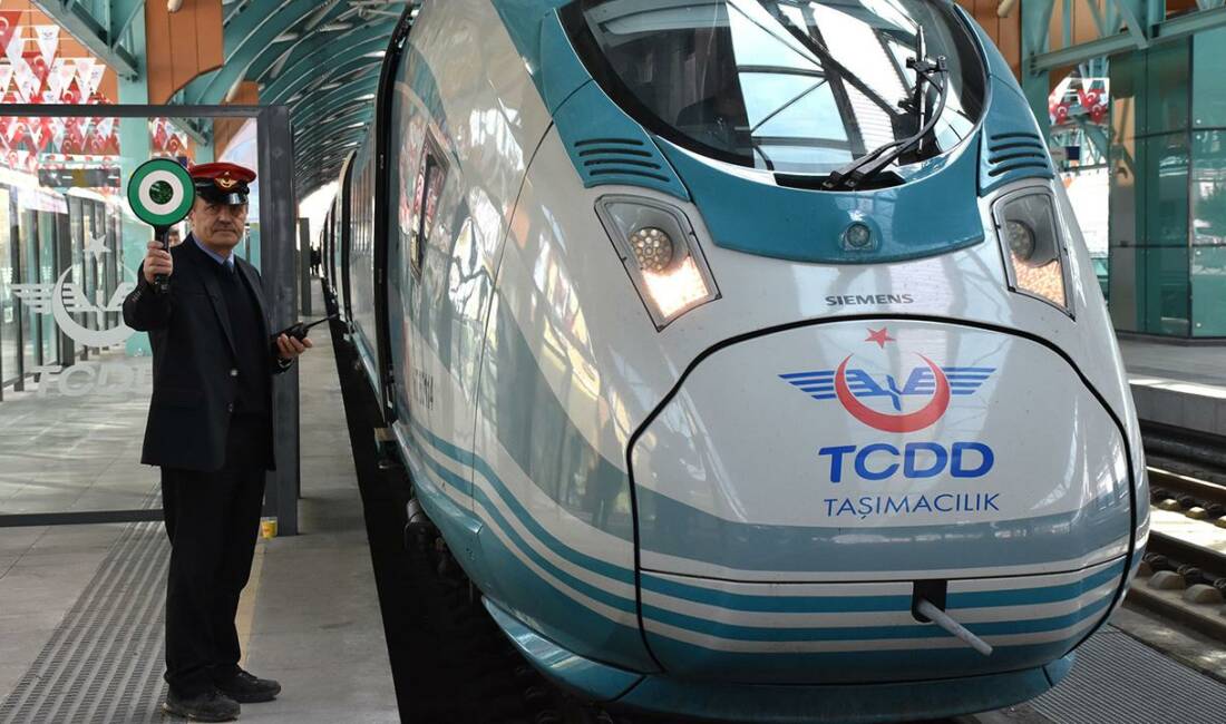 Tren seferlerinde bayram hazırlığı Ulaştırma ve Altyapı Bakanı Abdulkadir Uraloğlu, Kurban Bayramı dolayısıyla artacak