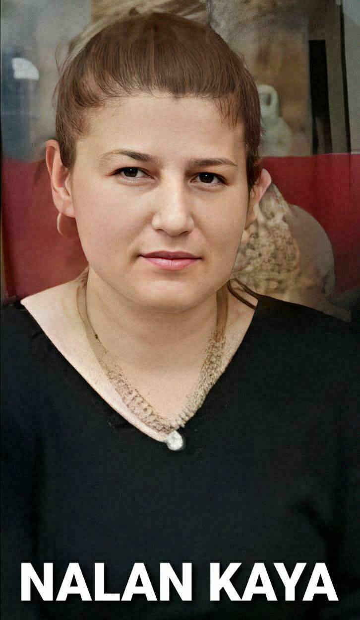 Anne yüreği dayanmadı! Kızının yaşadıklarını anlatırken... 1 anne yuregi dayanmadi kizinin yasadiklarini anlatirken cb548052affb