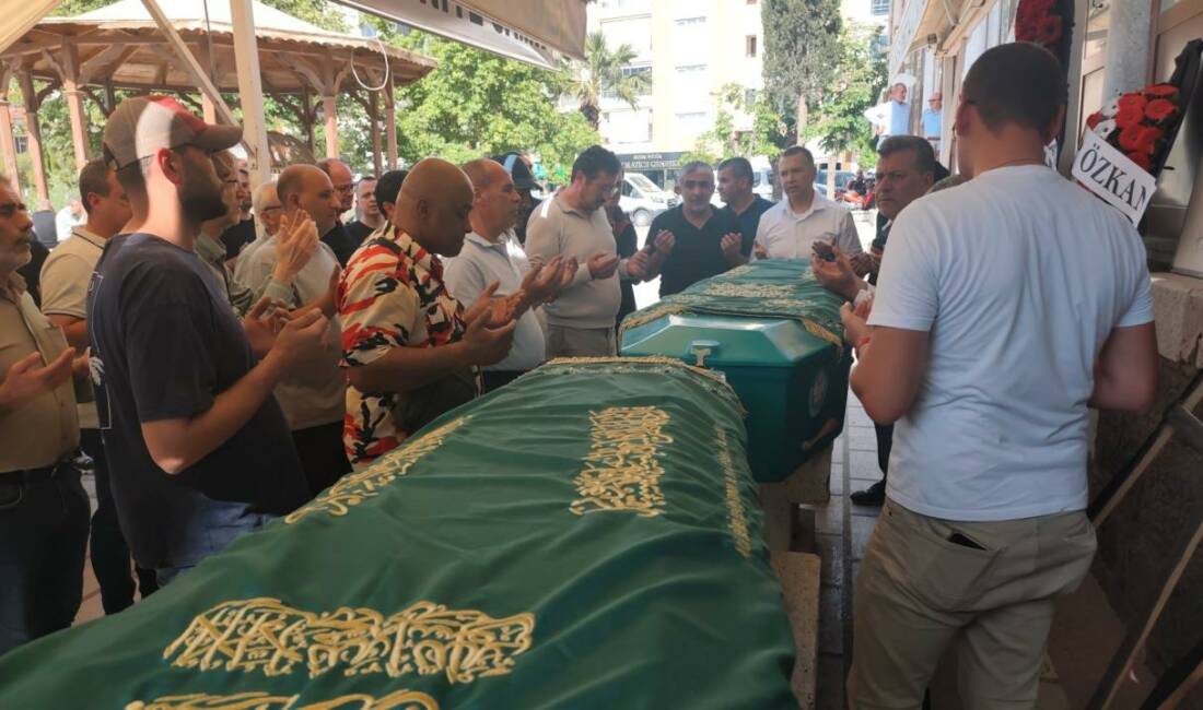 Manisa'da kalp krizi geçiren arkadaşına ilk müdahaleyi yaptıktan sonra hastaneye