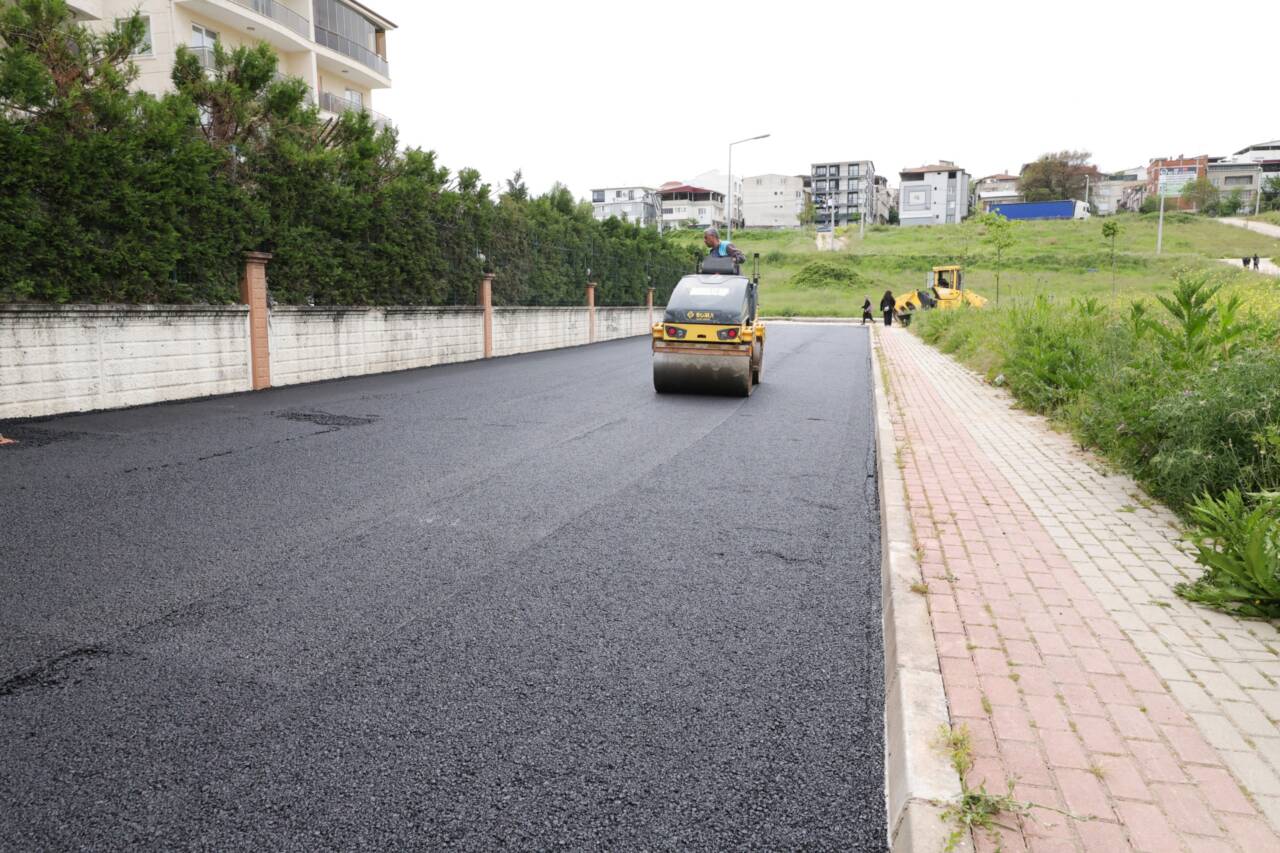 Bursa'nın o mahallesi yıllardır bekliyordu! Yeni yollarına kavuştular 1 asfalt calismasi 1