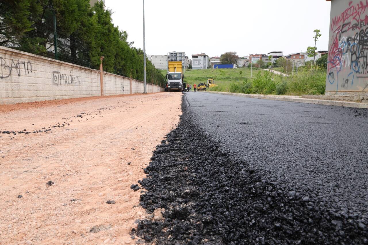 Bursa'nın o mahallesi yıllardır bekliyordu! Yeni yollarına kavuştular 7 asfalt calismasi 7
