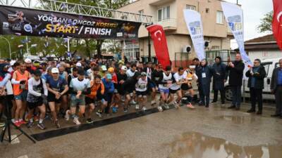 Karacabey’in turizm bölgesi Yeniköy’de yağmura rağmen 450 sporcunun 25 ayrı