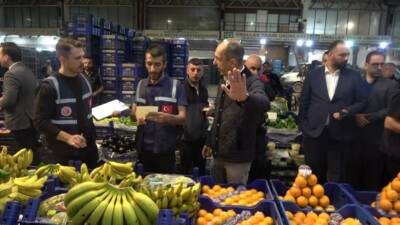 Bursa'da yaklaşan Kurban Bayramı öncesi marketten hale, otobüs terminalinden fırınlara